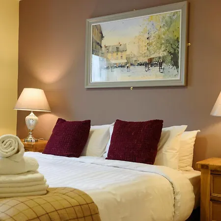 Two Bedroom Waterfront * Carrick on Shannon