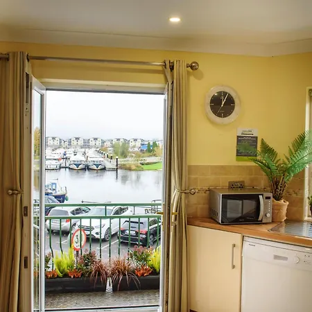 Appartement Two Bedroom Waterfront